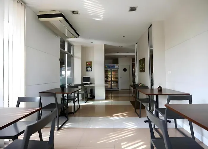 Hotel Synsiri Ladprao 130 3*